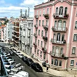 Bernardim Ribeiro - 2ª Andar * Lisboa
