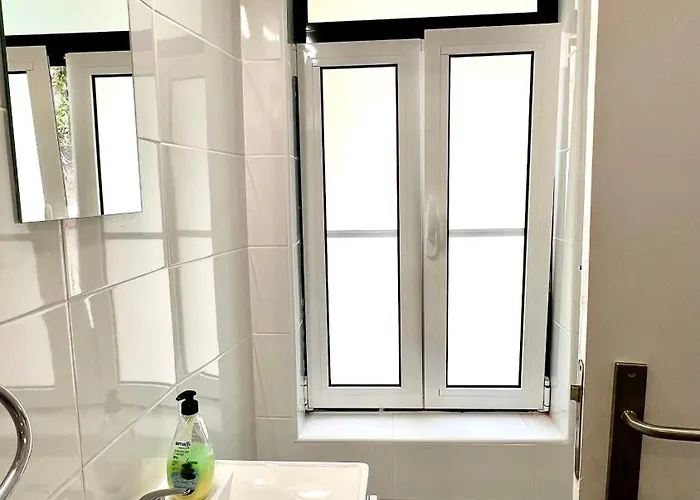 منزل للإقامة Apartamento Bernardim Ribeiro - 2ª Andar *