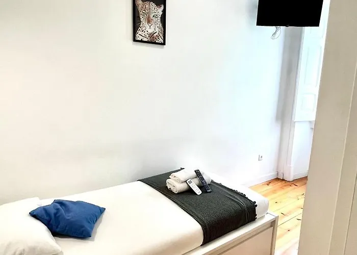 منزل للإقامة Apartamento Bernardim Ribeiro - 2ª Andar