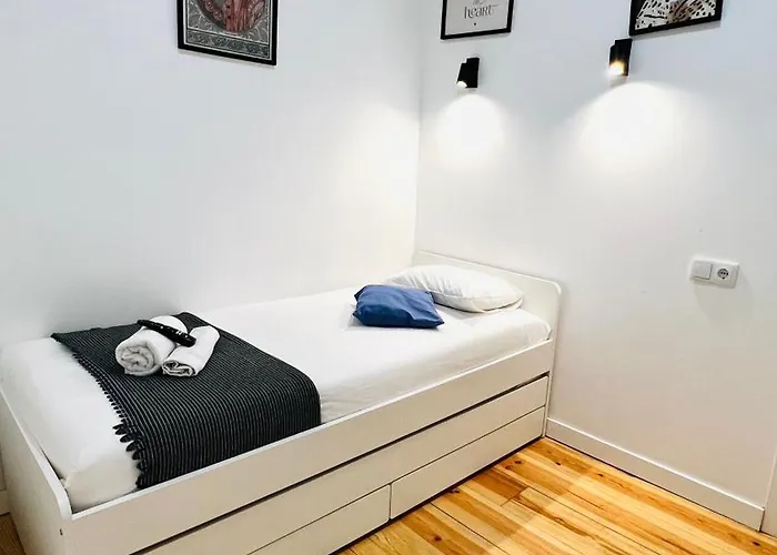 Apartamento Bernardim Ribeiro - 2ª Andar Séjour chez l'habitant Lisboa