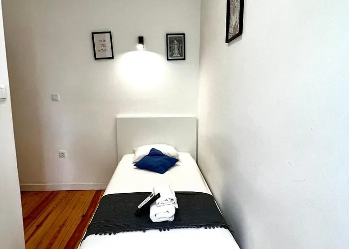 منزل للإقامة Apartamento Bernardim Ribeiro - 2ª Andar Lisboa