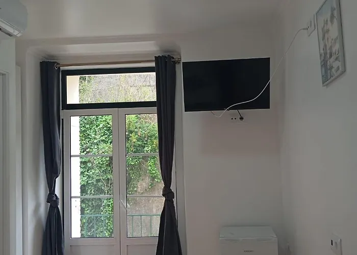 Apartamento Bernardim Ribeiro - 2ª Andar Pansiyon *