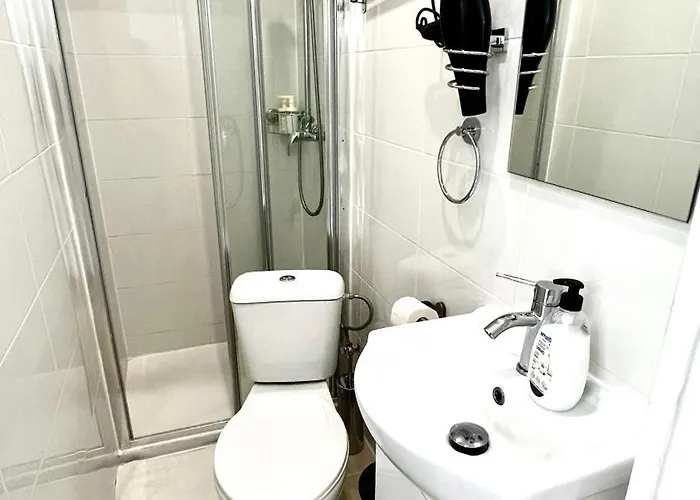 Apartamento Bernardim Ribeiro - 2ª Andar *